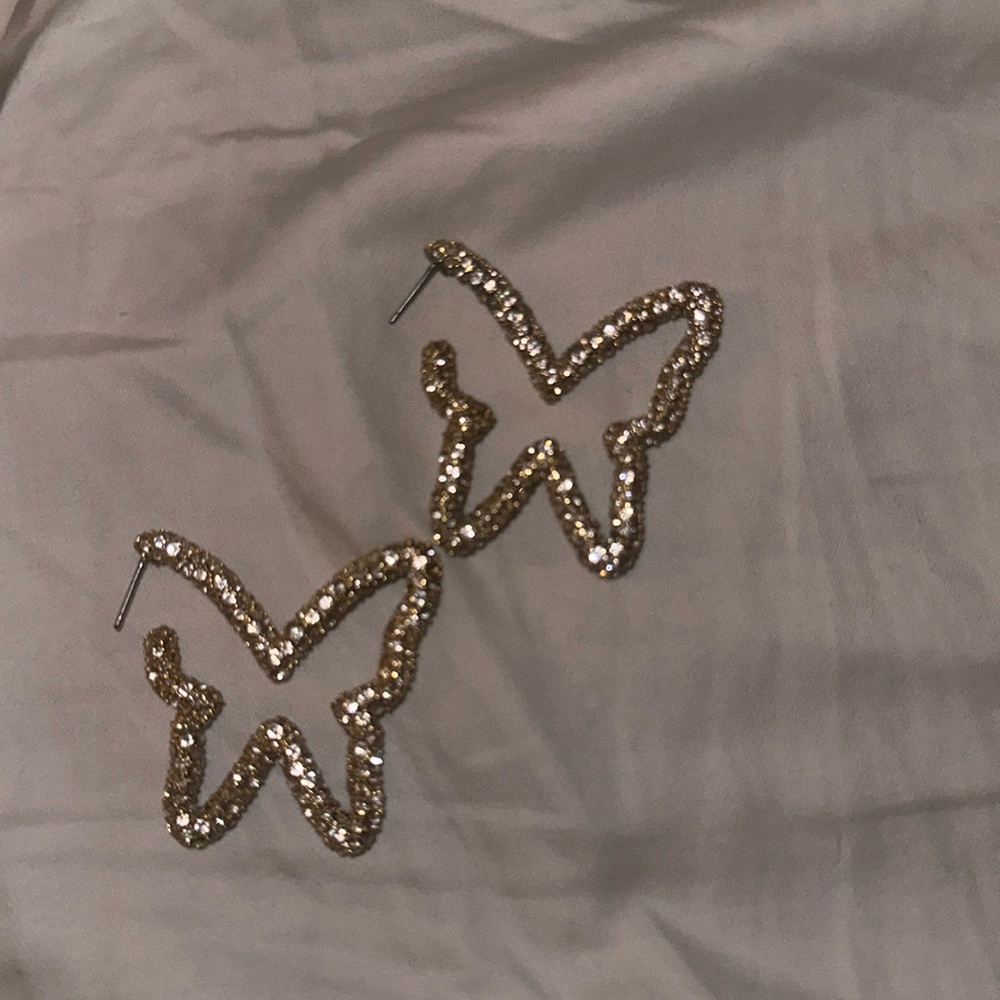 Bubble bar butterfly earrings